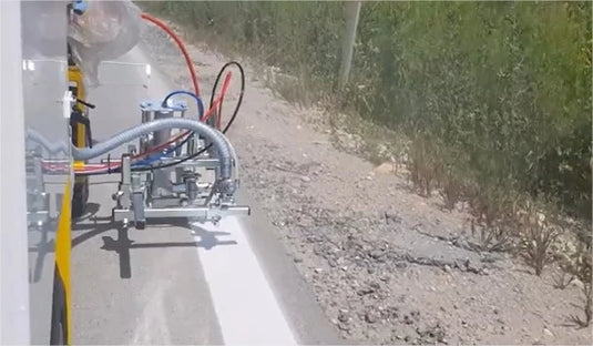 Demarcador vial autopropulsado AR180